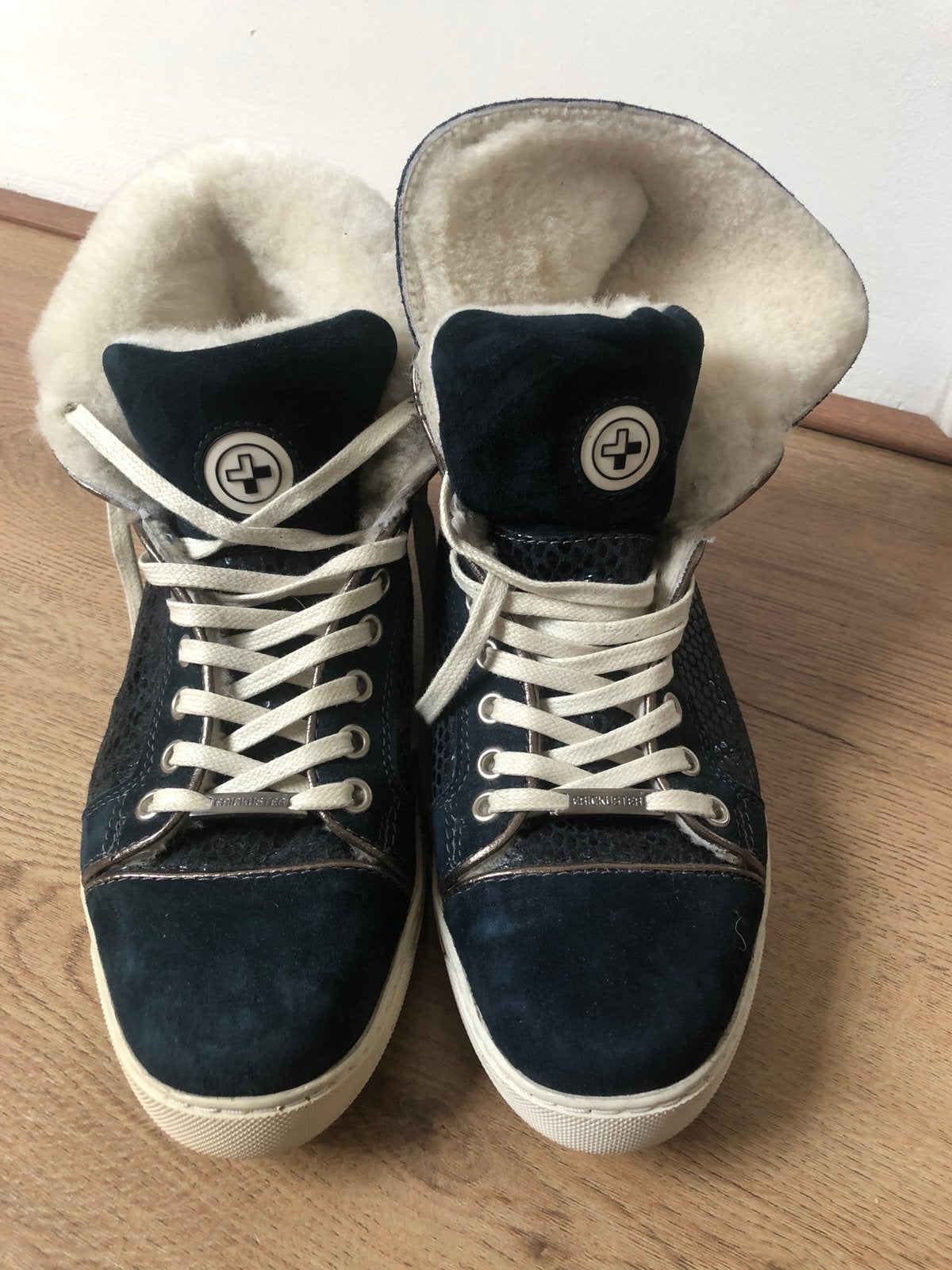 Metro sneakers marineblauw hoog suède 37, Blauw, Nieuw, Ophalen of Verzenden, Sneakers of Gympen