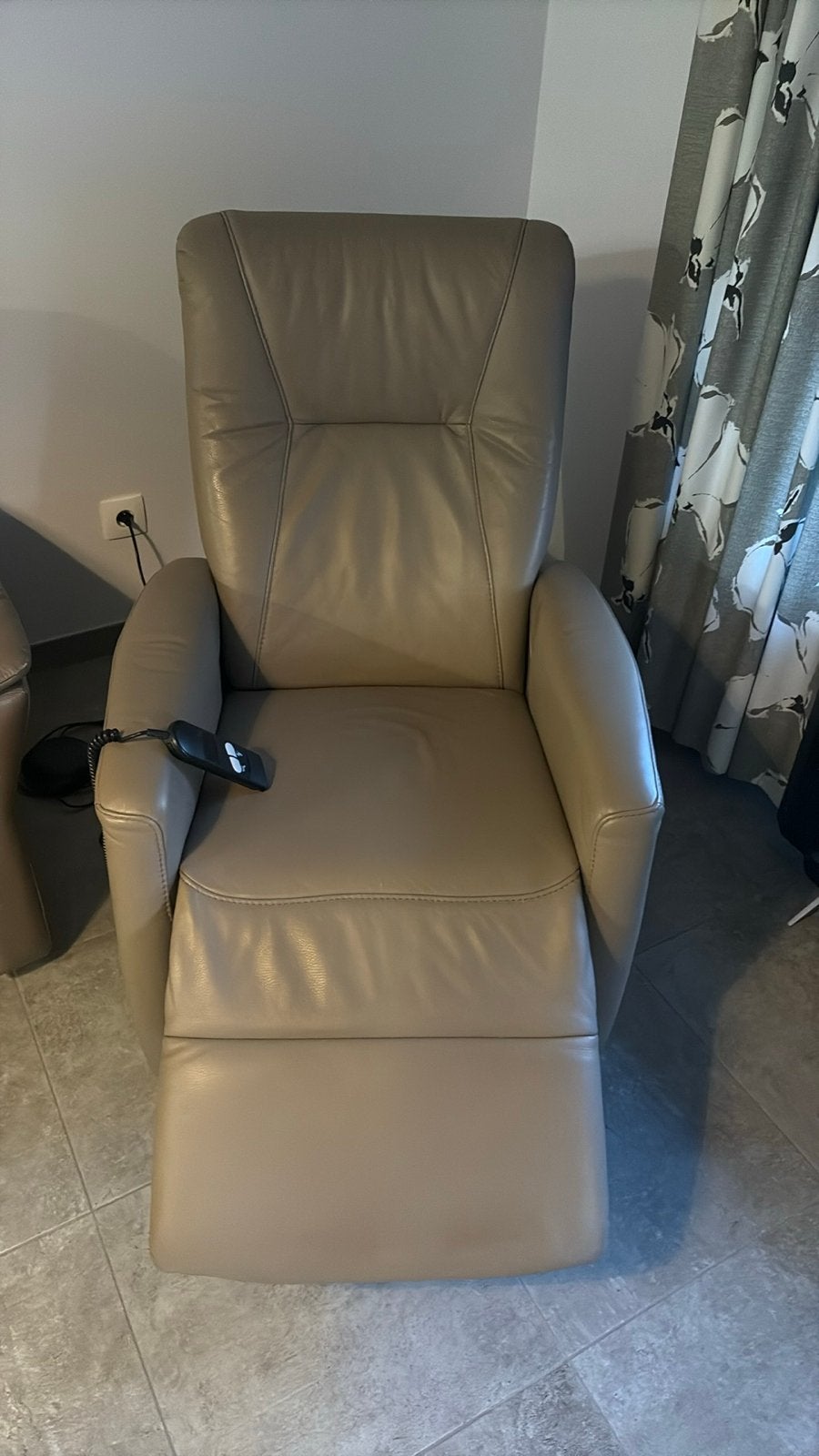 Comfortabele relaxfauteuil - werkt perfect, Ophalen, Gebruikt, Leer