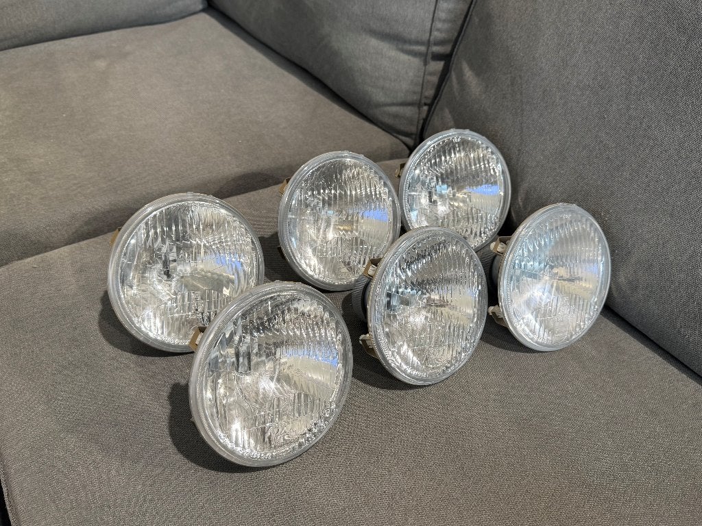 Ronde HELLA  130mm voor jaren 70 en 80 auto's  NIEUW, Auto-onderdelen, Verlichting, Alfa Romeo, Amerikaanse onderdelen, Audi, BMW