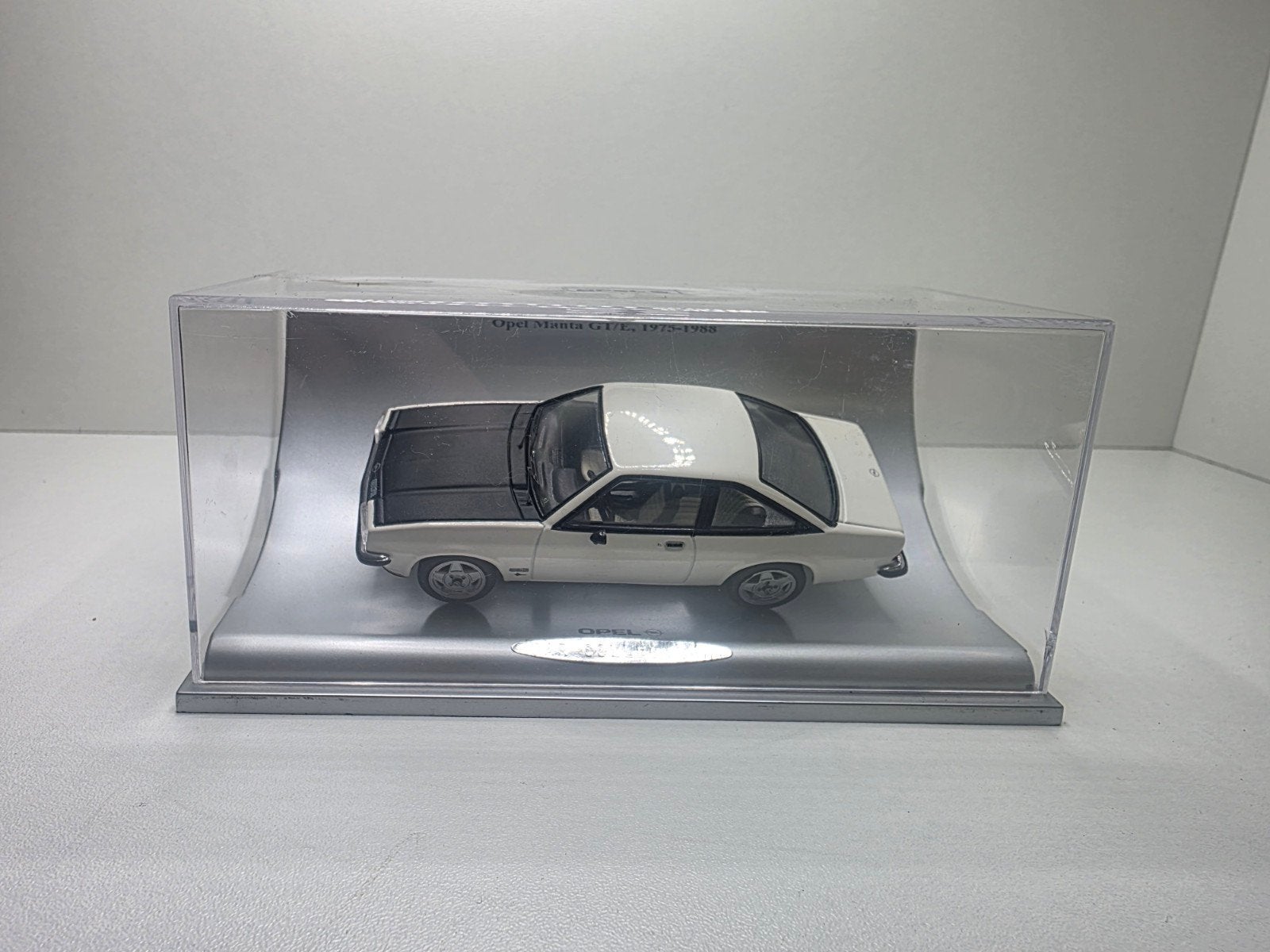 opel manta gt e 1975 1988, Ophalen of Verzenden, Auto, Overige merken