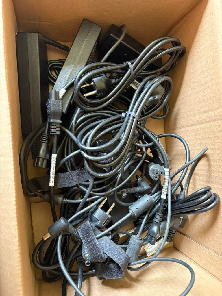 diverse laptop opladers – meeste nieuw & werkend, Ophalen of Verzenden, Zo goed als nieuw