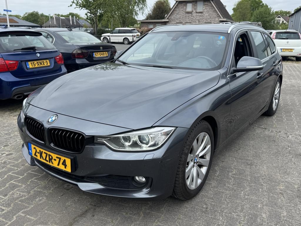 BMW 3 Serie Touring 320D Touring High Exe 2013 Xenon EX BPM, Auto's, Euro 5, Zwart, 4 cilinders, 1470 kg