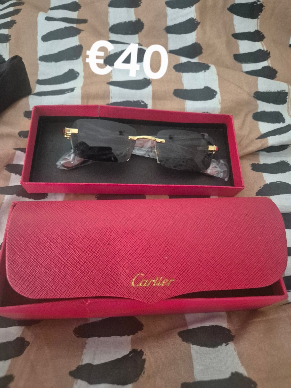 Cartier Zonnebril met etui - Nieuw, Sieraden, Tassen en Uiterlijk, Ophalen of Verzenden, Nieuw