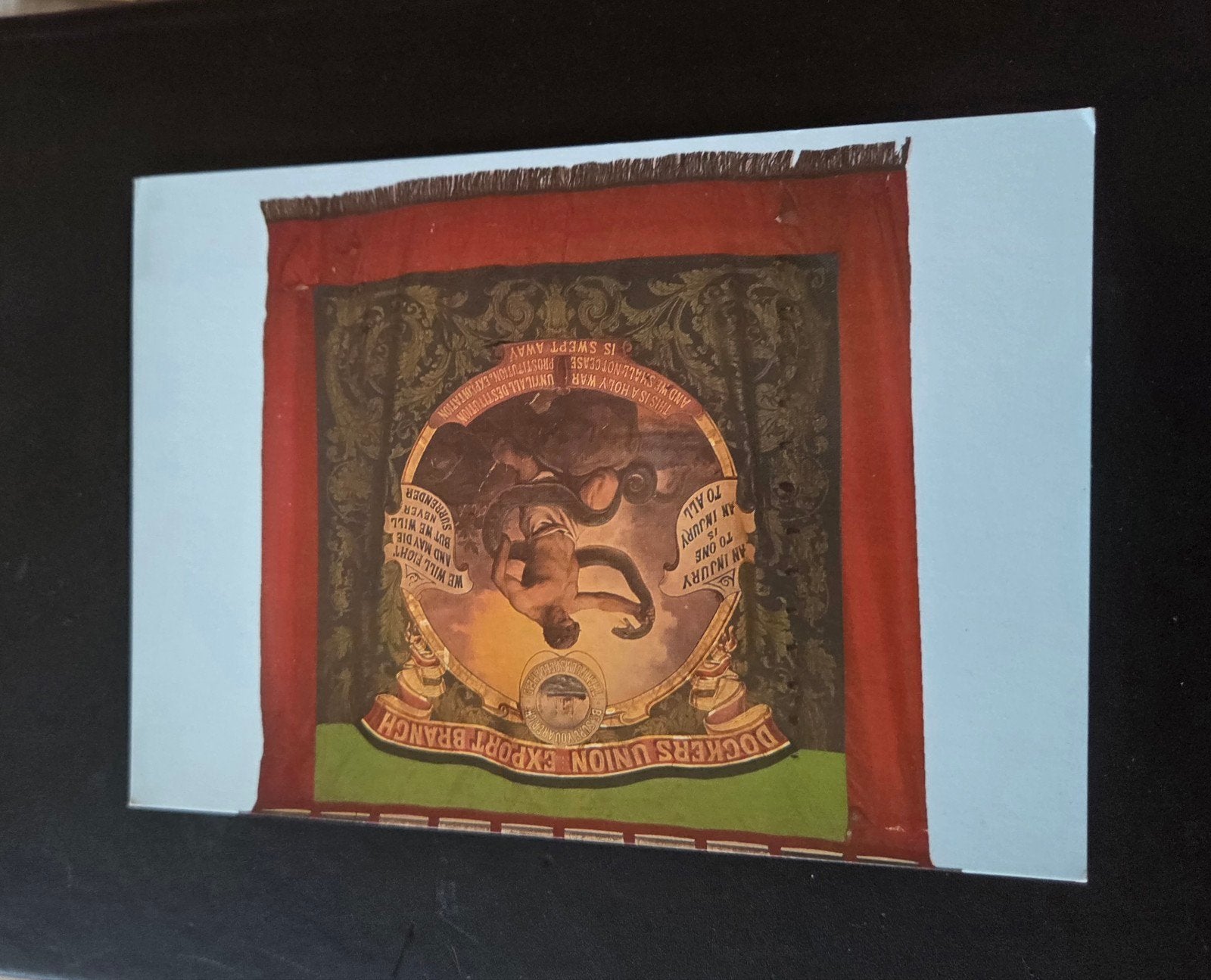 Dockers' Union Banner circa 1890, Verzamelen, Ansichtkaarten | Themakaarten, Ongelopen, 1980 tot heden, Overige thema's, Verzenden