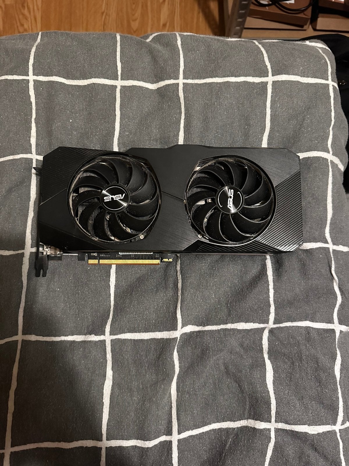 ASUS Dual Radeon RX 5700 XT EVO OC Edition, Computers en Software, AMD, PCI-Express 4, Ophalen of Verzenden, Zo goed als nieuw