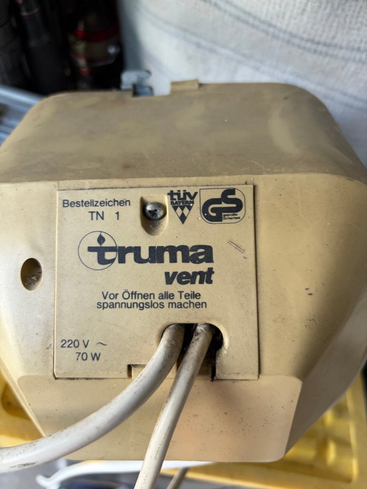 Truma Vent TN 1 Ventilator 220V 70W, Ophalen of Verzenden, Gebruikt