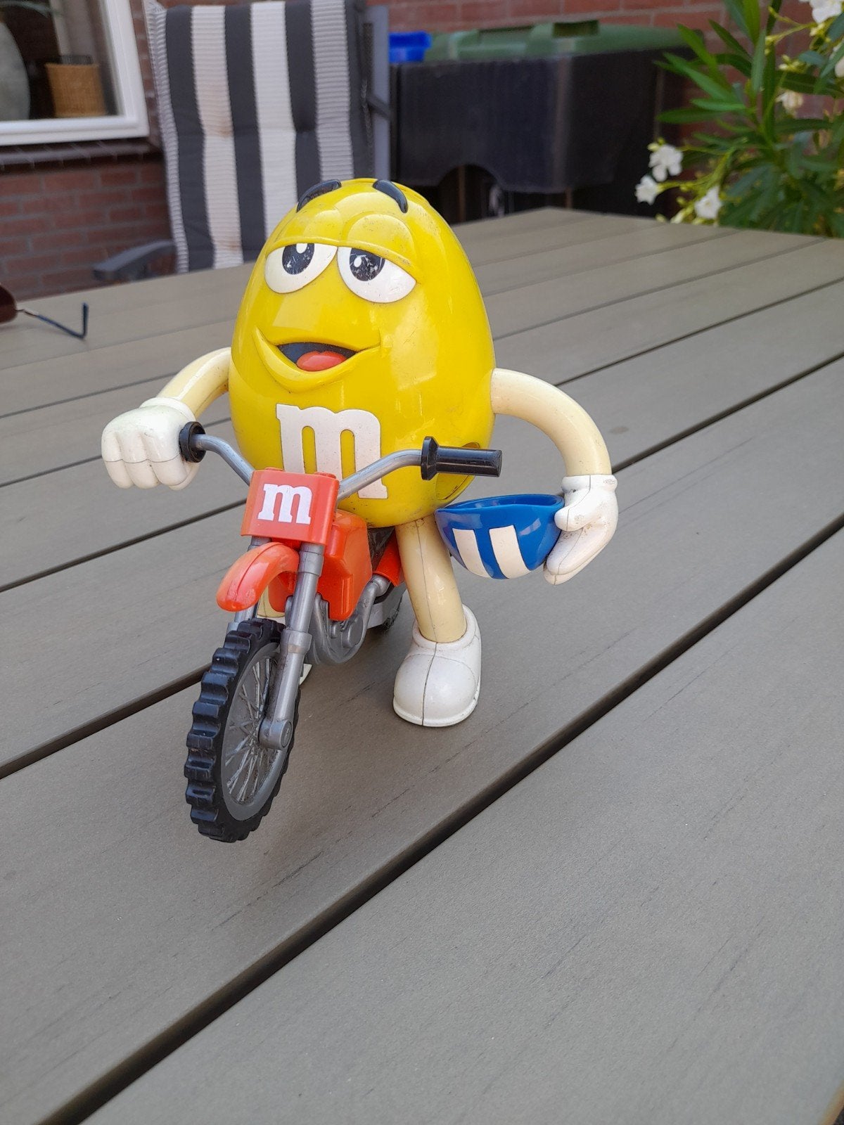 M&m pop, Ophalen of Verzenden
