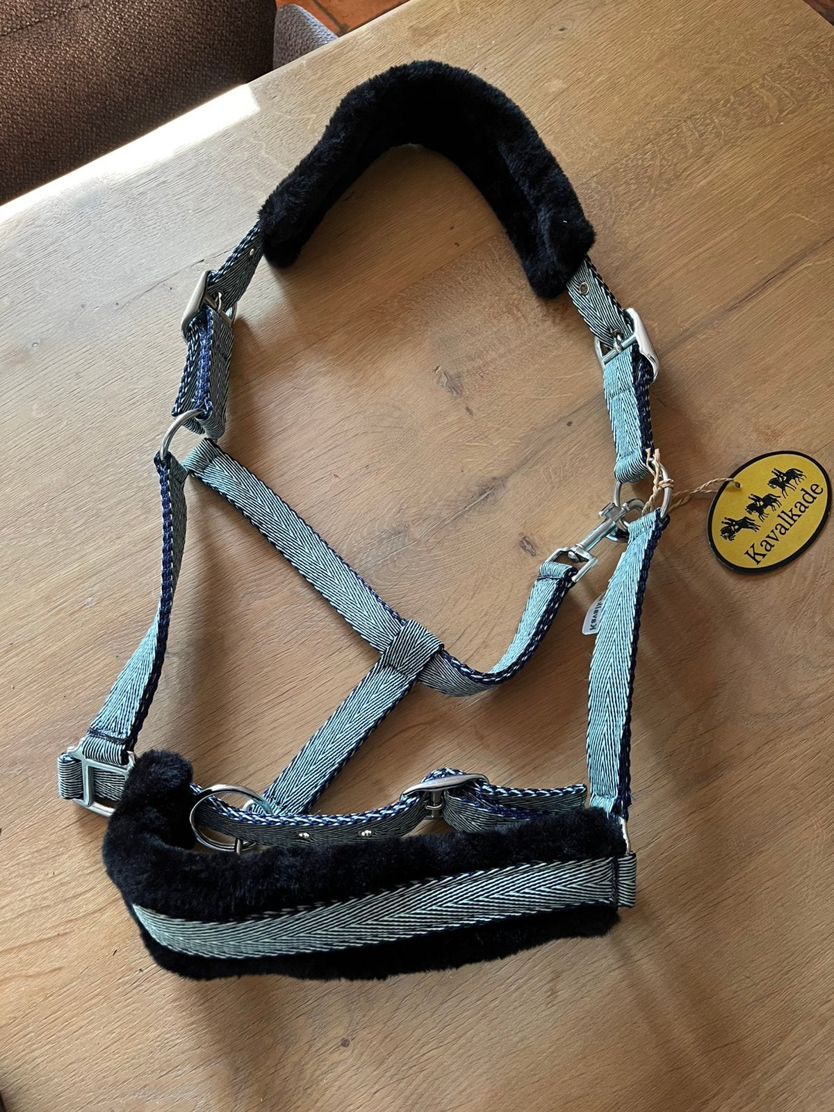 NIEUW MET KAARTJE kavalkade mint-navy halster full faux fur, Dieren en Toebehoren, Verzenden, Nieuw, Halster, Full