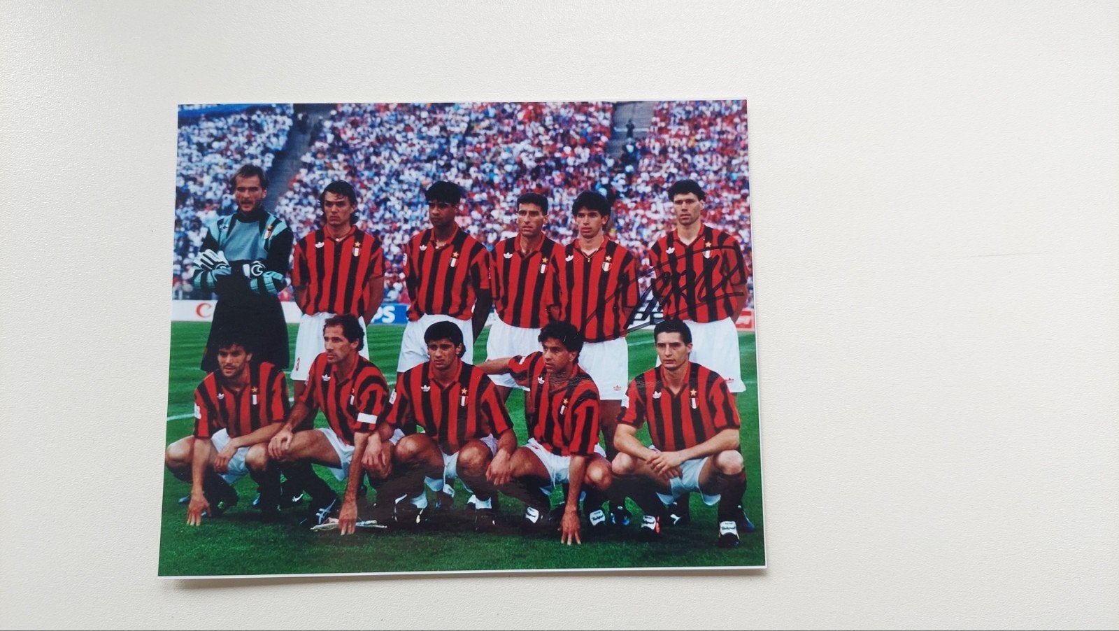 AC Milan foto, gesigneerd door Marco van Basten, Verzenden, Zo goed als nieuw, Buitenlandse clubs, Overige typen