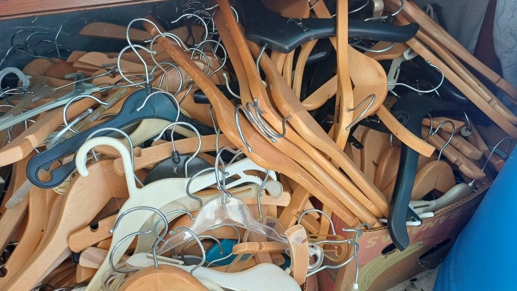 Kleerhangers, Kleding | Dames, Ophalen of Verzenden, Zo goed als nieuw, Hout