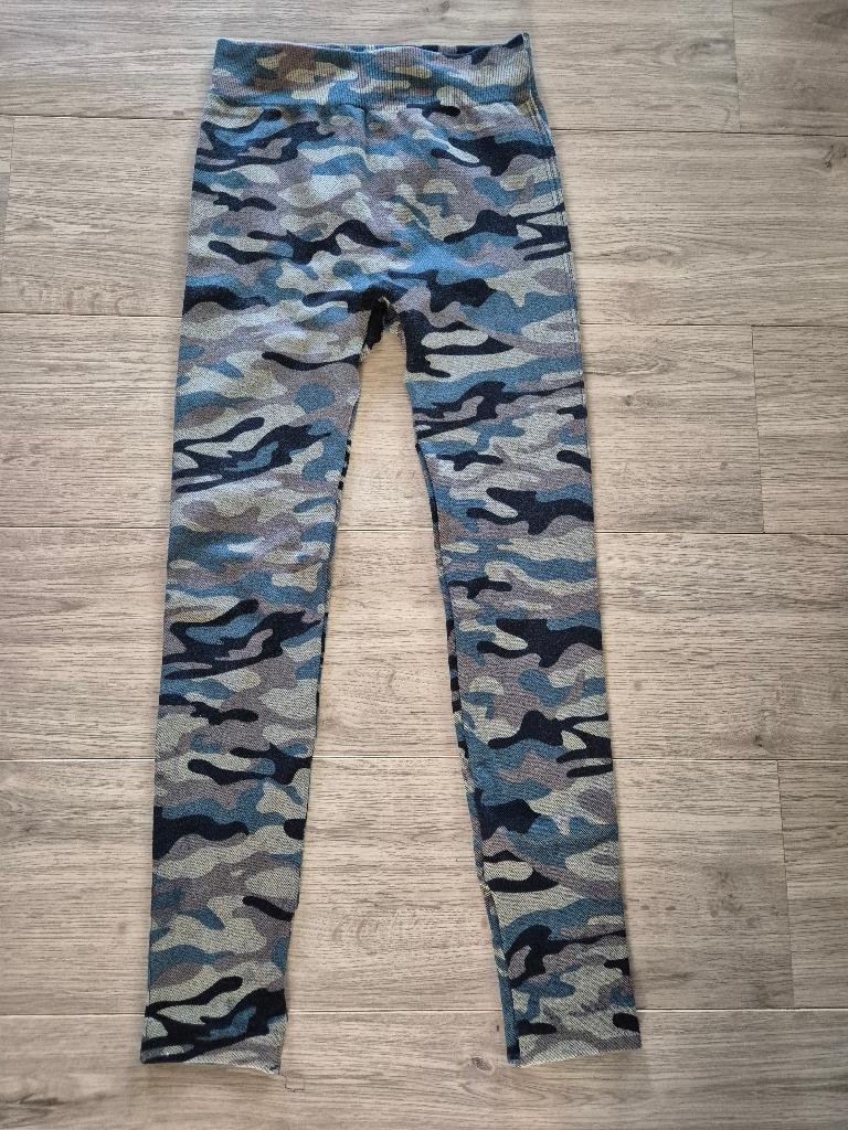 Legging camouflage mt s, Kleding | Dames, Leggings, Maillots en Panty's, Legging, Maat 36/38 (S), Ophalen of Verzenden, Zo goed als nieuw