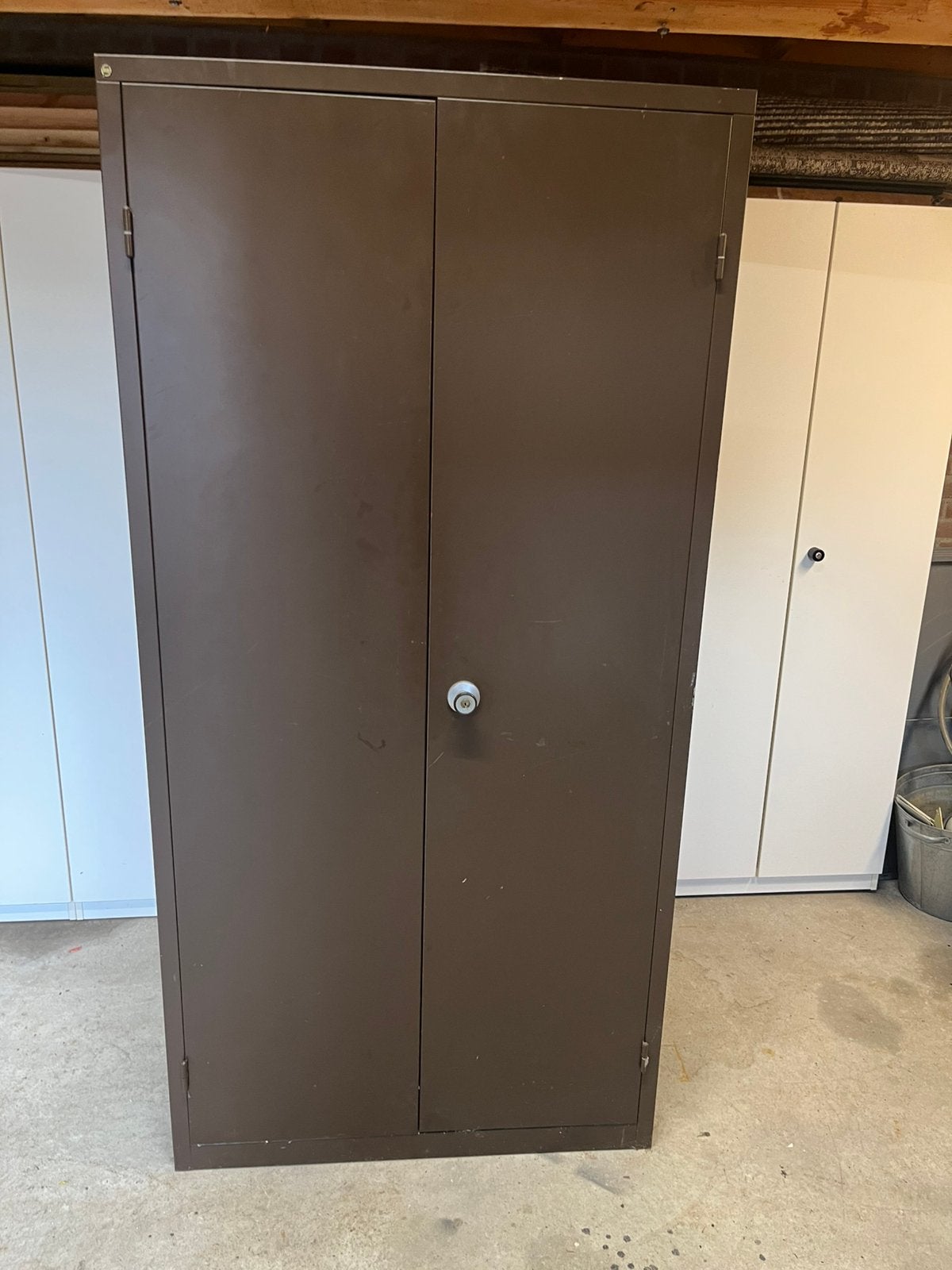 Nette stalen werkplaats kast, Huis en Inrichting, Ophalen, Gebruikt, Meerdere deuren, 50 tot 100 cm