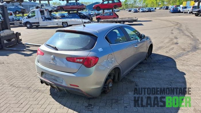 Portier 4Deurs rechts-achter van een Alfa Romeo Giulietta (3, Gebruikt, -, Deur, -