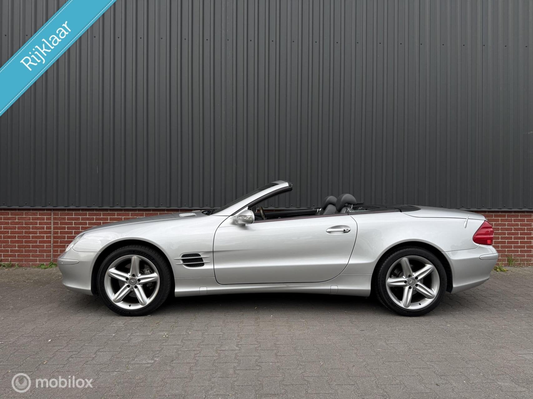 Mercedes SL-klasse SL500 Xenon Leer Navi NL Auto Nette Staat, Auto's, Achterwielaandrijving, Gebruikt, 8 cilinders, Bedrijf