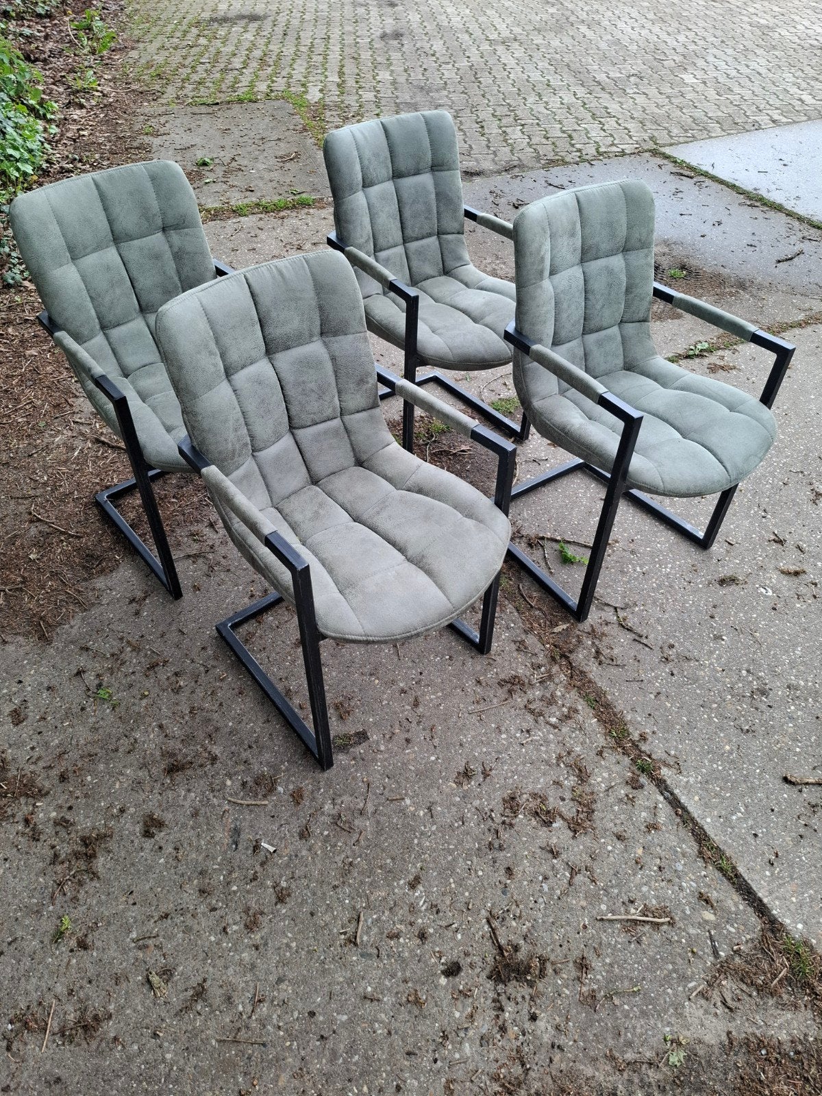 4 nette stoelen, Ophalen, Zo goed als nieuw, Vier, Metaal