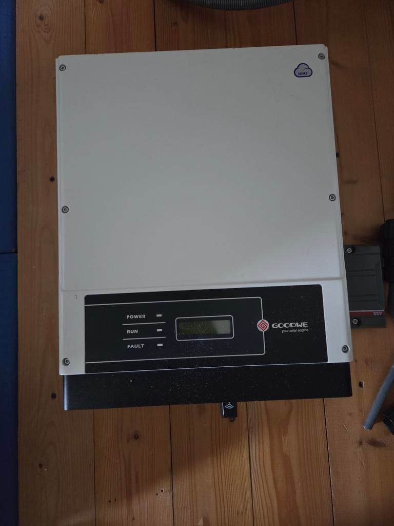GoodWe GW4200D-NS omvormer, Ophalen of Verzenden, Zo goed als nieuw, Overige typen