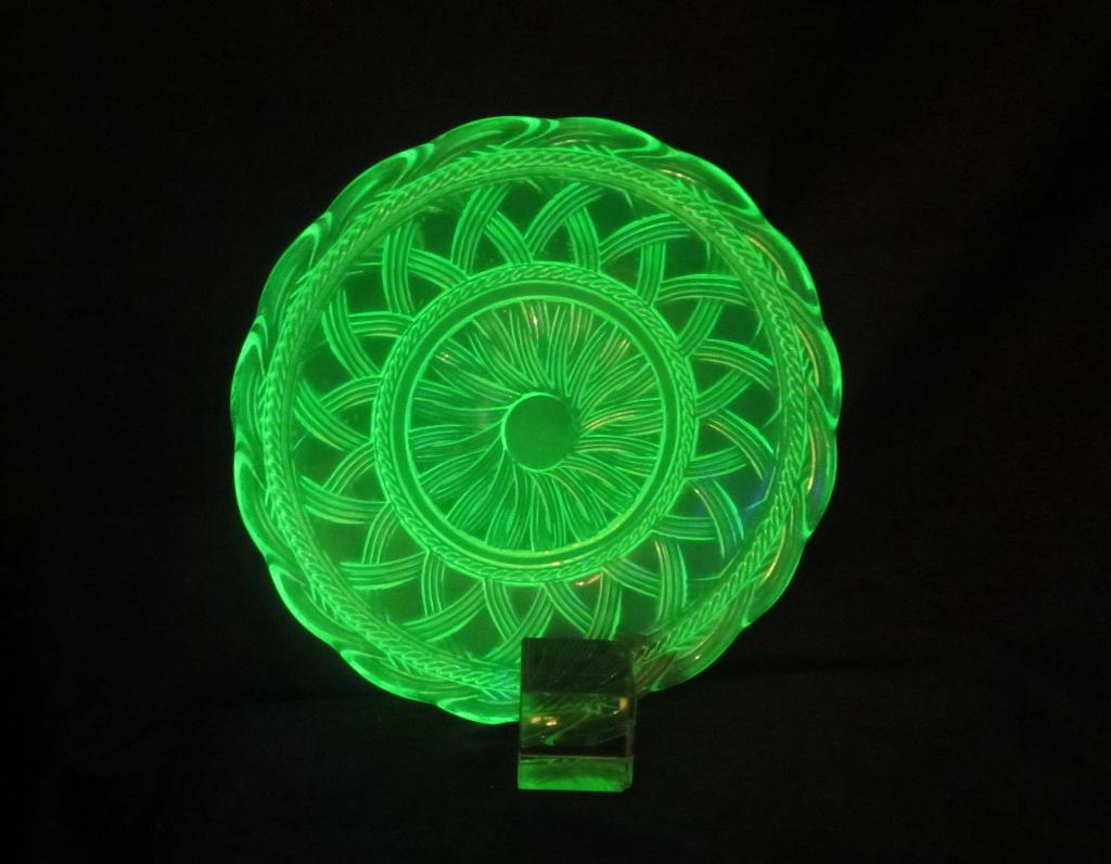 Antiek art deco vaseline uranium glazen bord annagroen, Antiek en Kunst, Antiek | Glas en Kristal, Verzenden