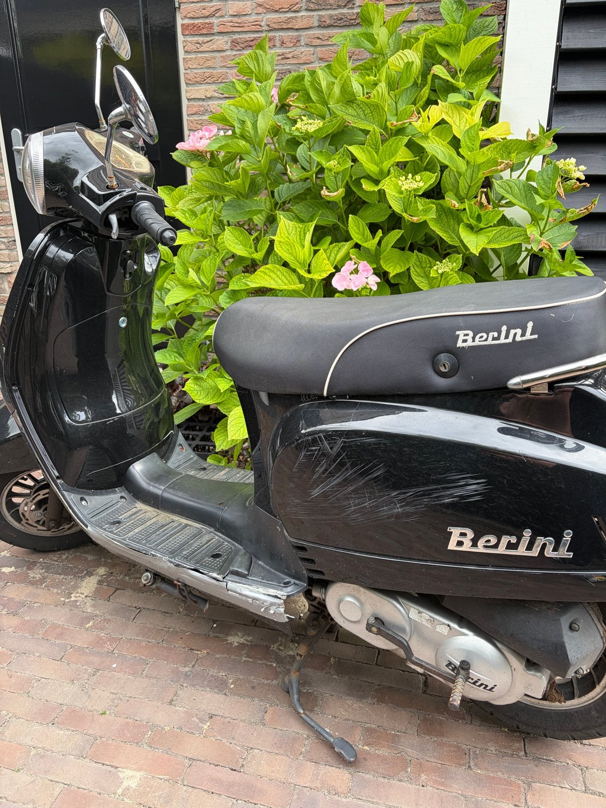 Berini 25cc Scooter - defect, Fietsen en Brommers, Snorfietsen en Snorscooters, Gebruikt, Overige merken, Benzine, Ophalen