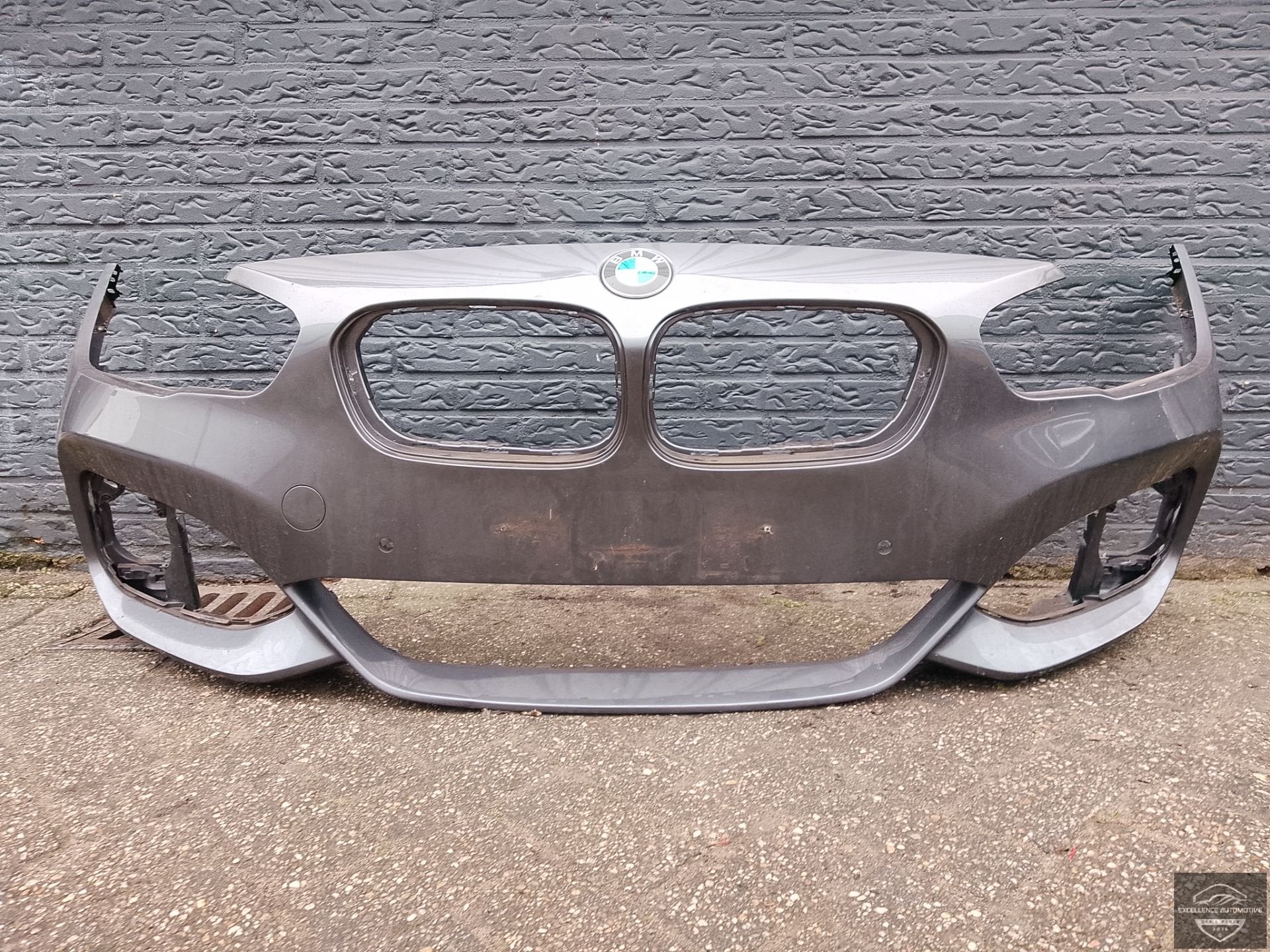 BMW 1 Serie F20 F21 LCI Facelift Voorbumper Bumper 4xPDC Ori, Petuelring 130
80788  Munich, DE, Gebruikt, Info@bmw.de, Ophalen of Verzenden