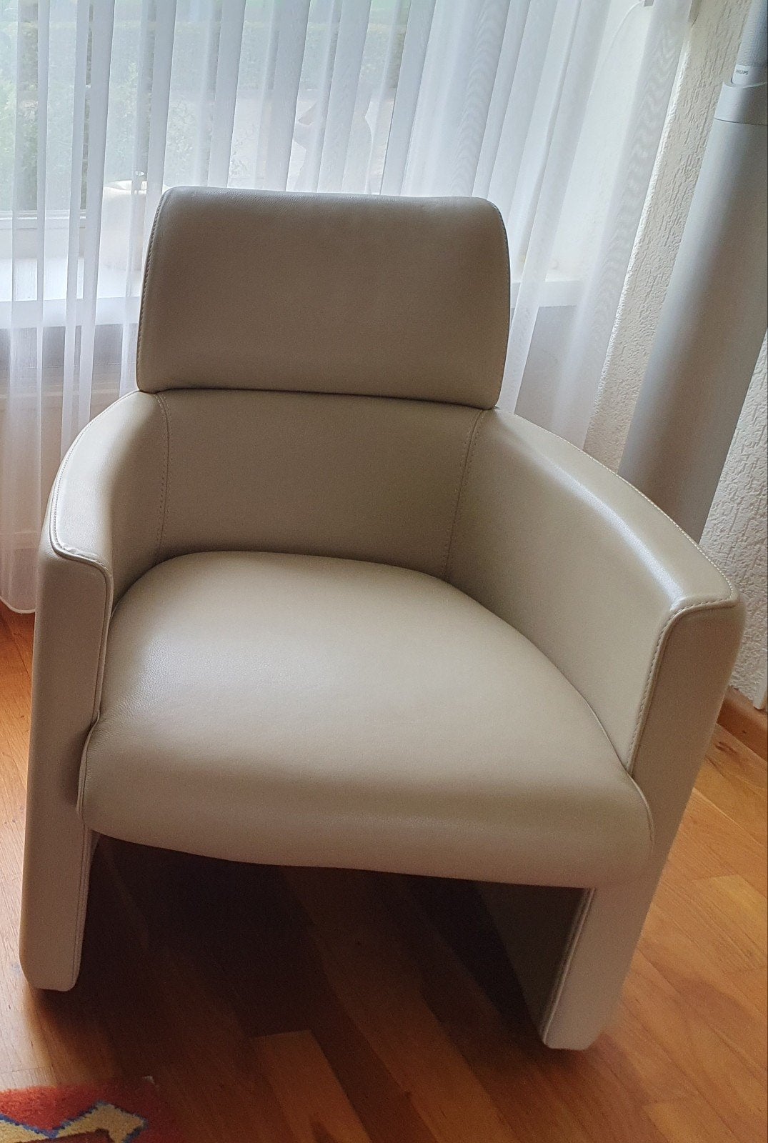 Te koop 100% leder kuipstoel van het merk CALIA ITALIA, Ophalen, Minder dan 75 cm, Leer, Zo goed als nieuw
