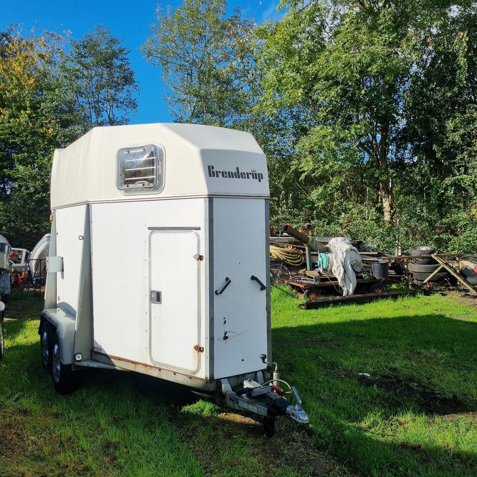 2-paards paardentrailer met zadelkamer Brenderup, Dieren en Toebehoren, Ophalen, Gebruikt, Overige materialen, 2-paards trailer