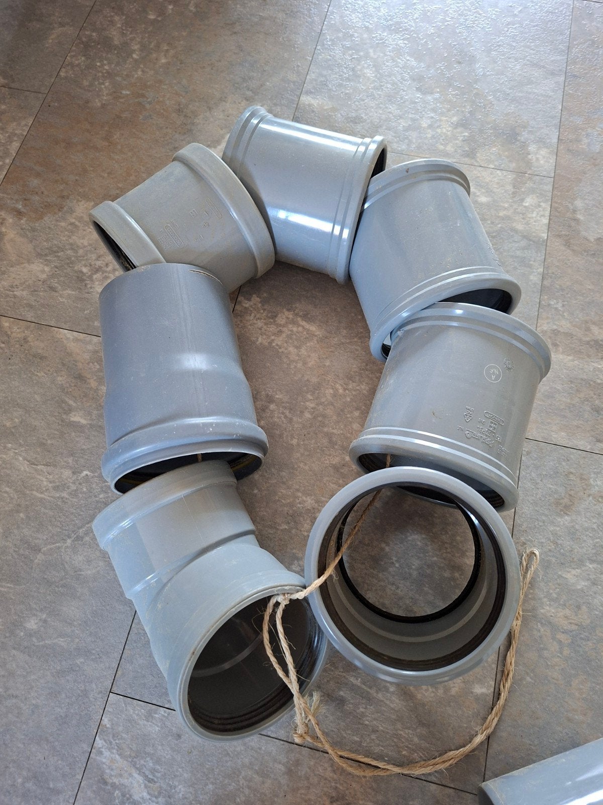 Diverse PVC bochten en moffen - Afvoer en riolering, Doe-het-zelf en Verbouw, Ophalen, Bochten, Pvc, Minder dan 2 meter