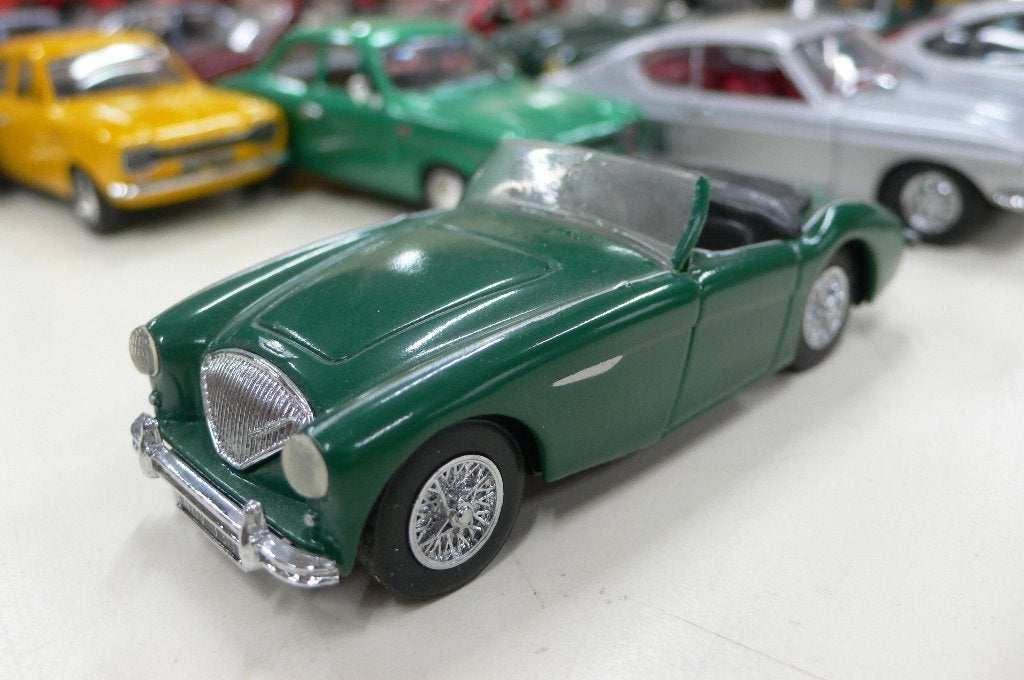 austin healey bn100 1952 - dinky toys /matchbox 1/43, Verzenden, Nieuw, Auto, Dinky Toys