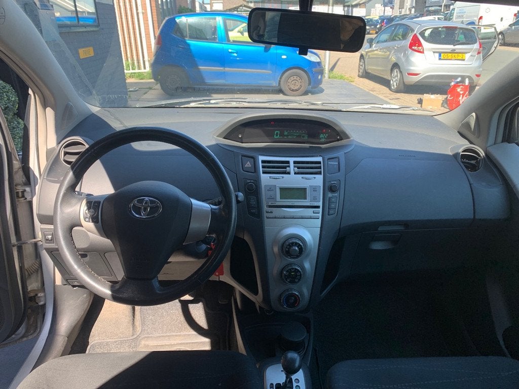 Toyota Yaris 1.3 VVTi Sol MMT|AUT|2e eig|NAP|Airco|El.Ramen, Auto's, 4 cilinders, Met garantie (alle), Origineel Nederlands, Bedrijf