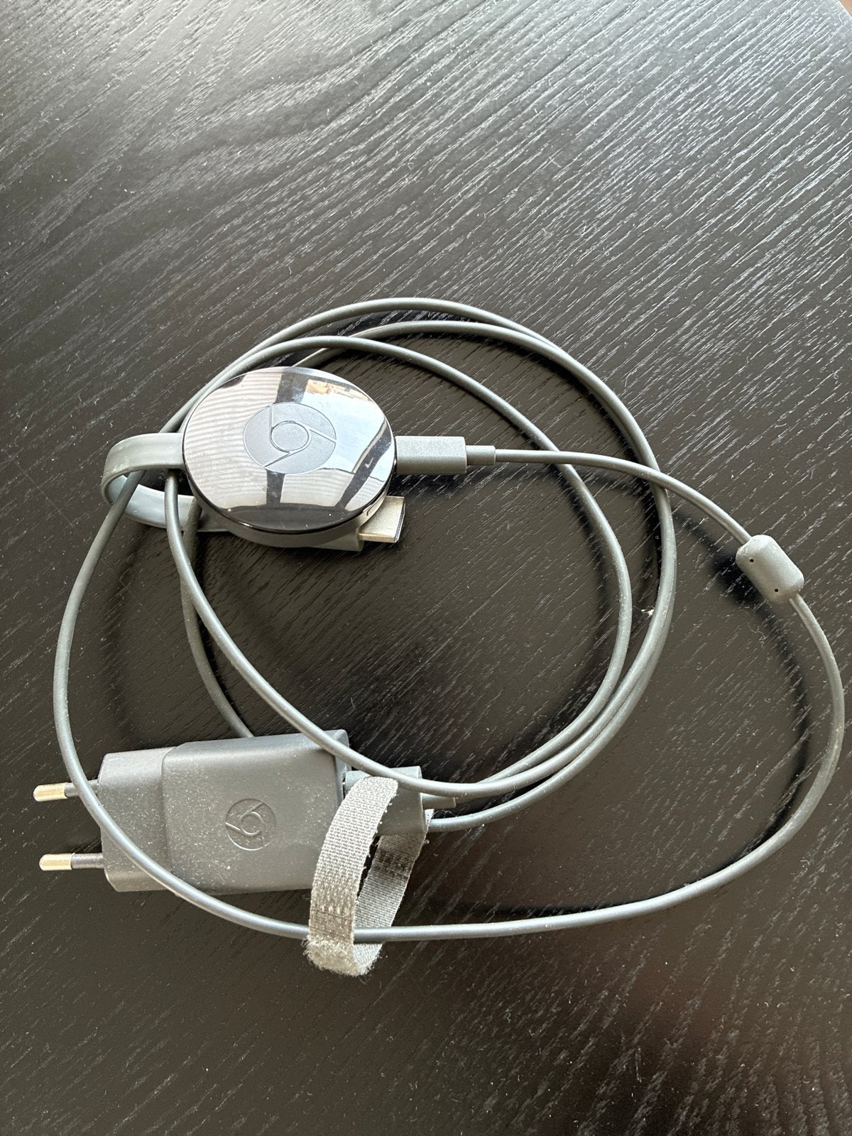 Chromecast - Stream eenvoudig naar je TV, Ophalen of Verzenden, Gebruikt, HDMI