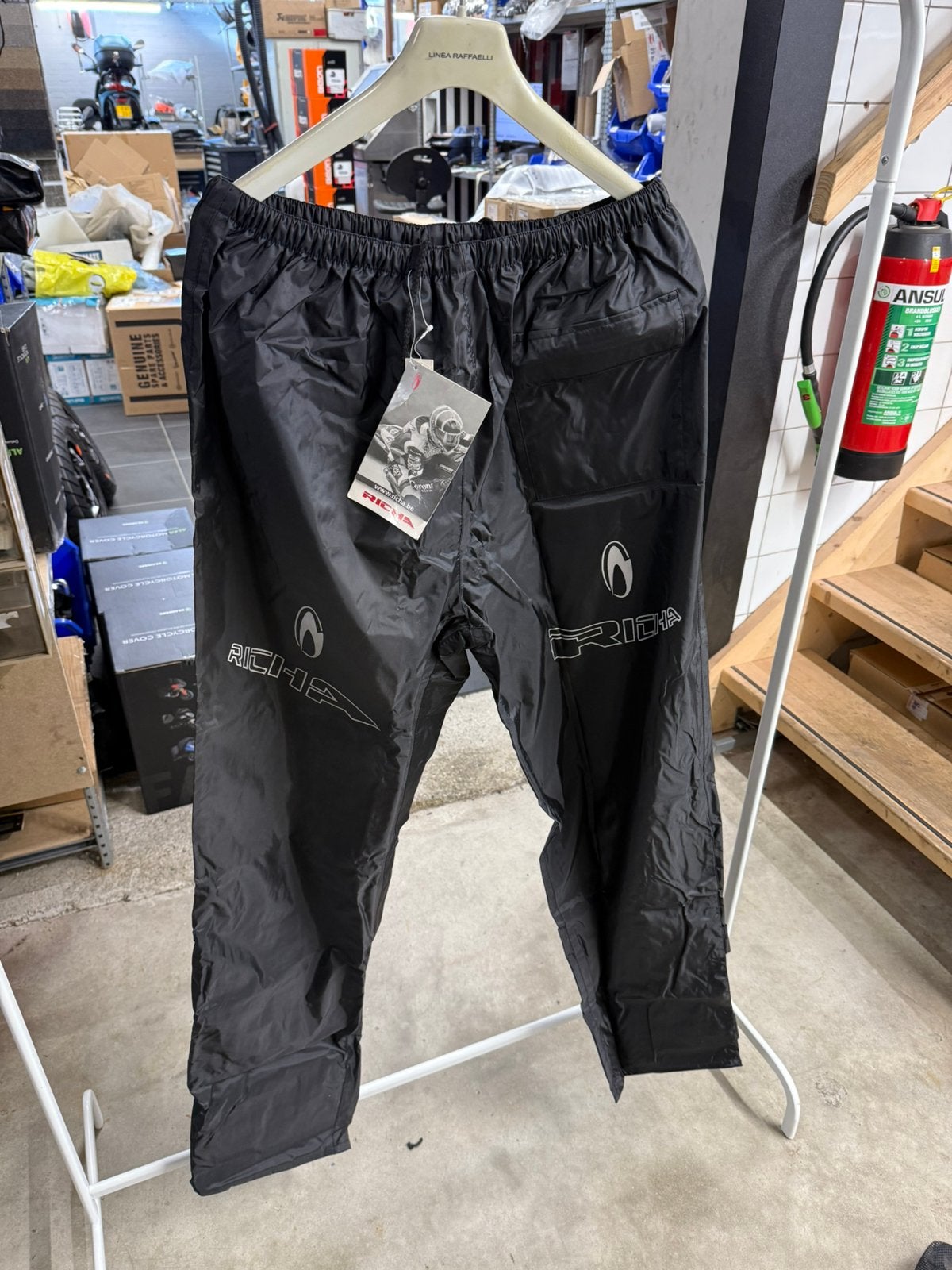 Regenbroek merk Richa maat XL, Caravans en Kamperen, Regenkleding, Ophalen of Verzenden, Nieuw, Regenbroek, Heren