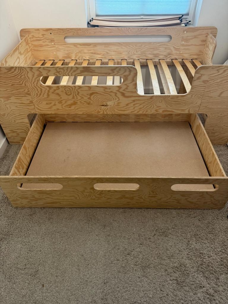 Stevig Petit Puk Bed met Lade, Kinderen en Baby's, Kinderkamer | Bedden, Zo goed als nieuw, 180 cm of meer, 85 tot 100 cm, Hoogslaper of Stapelbed