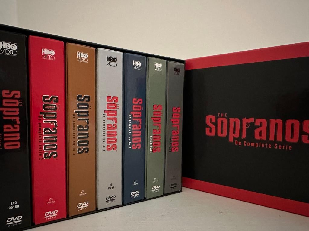 The Sopranos - The Complete Collection (Gift Box), Cd's en Dvd's, Ophalen of Verzenden, Zo goed als nieuw, Detective en Krimi
