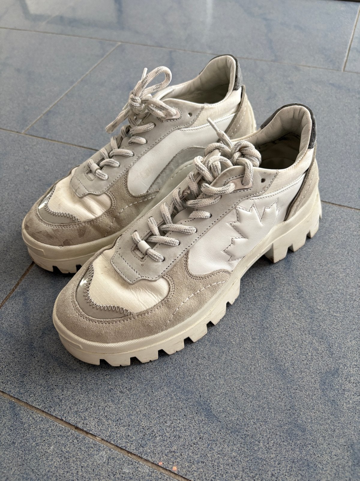 Dsquared2 sneakers - Maat 40 - gedragen, Kleding | Dames, Schoenen, Wit, Ophalen of Verzenden, Sneakers of Gympen, Gedragen