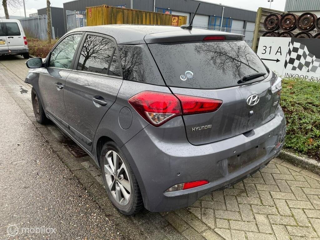 LOSSE ONDERDELEN Hyundai i20 1.2 2017 G4LA 109639 km V3G, Gebruikt, Ophalen of Verzenden, Hyundai