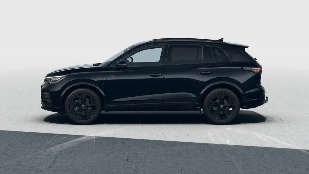 Volkswagen Tiguan 1.5 eHybrid 204pk R-Line | Black Style Pak, 12 maanden, Stof, 1498 cc, 150 min