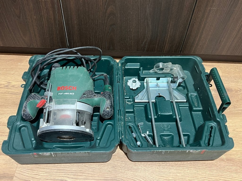 Bosch POF 1400 ACE bovenfrees - 8mm Schacht + Koffer, Doe-het-zelf en Verbouw, Ophalen, Gebruikt, Bovenfrees, Bosch
