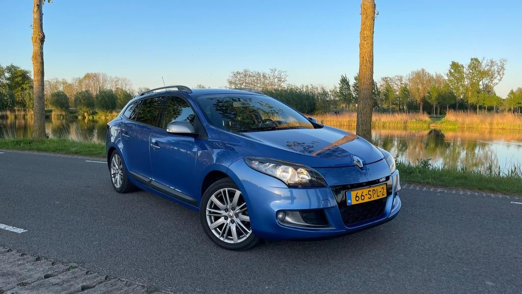 Renault Mégane GT-Line 1.5 DCI Estate Blauw 130pk, Voorwielaandrijving, Euro 5, Zwart, 4 cilinders