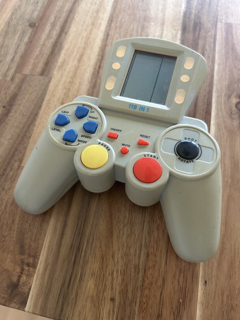 Retro handheld spelcomputer, Spelcomputers en Games, Spelcomputers | Atari, Ophalen, Gebruikt, Met 1 controller, Overige modellen