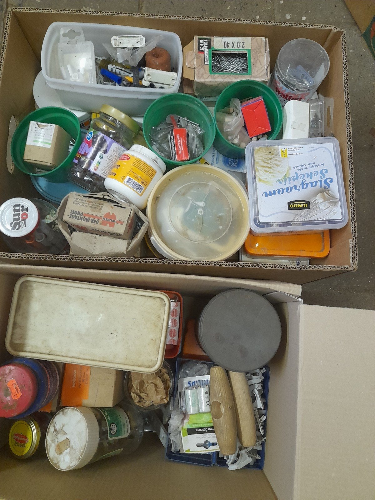 Diverse partij schroeven, pluggen, bouten en moeren, Doe-het-zelf en Verbouw, IJzerwaren en Bevestigingsmiddelen, Ophalen of Verzenden