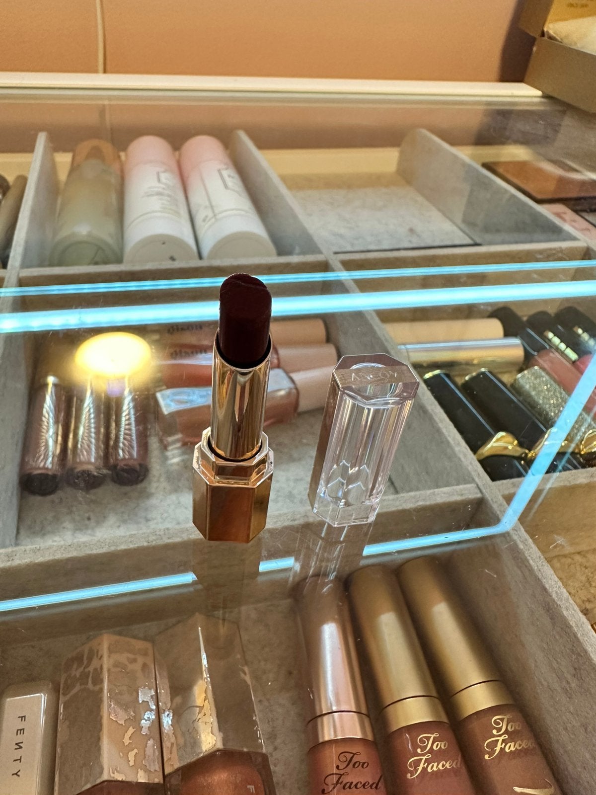 Lancome mini lip butterglow kleur 80 million-dollar berry, Ophalen of Verzenden, Nieuw, Lippen