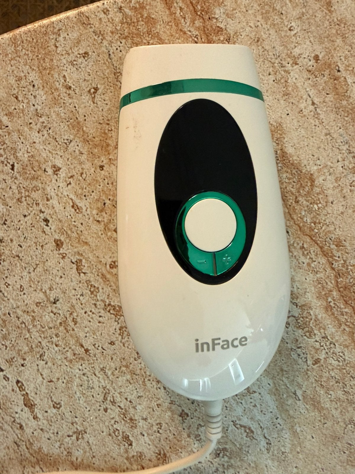 In face hair removal, Ophalen, Zo goed als nieuw, Haarverzorger of -hersteller