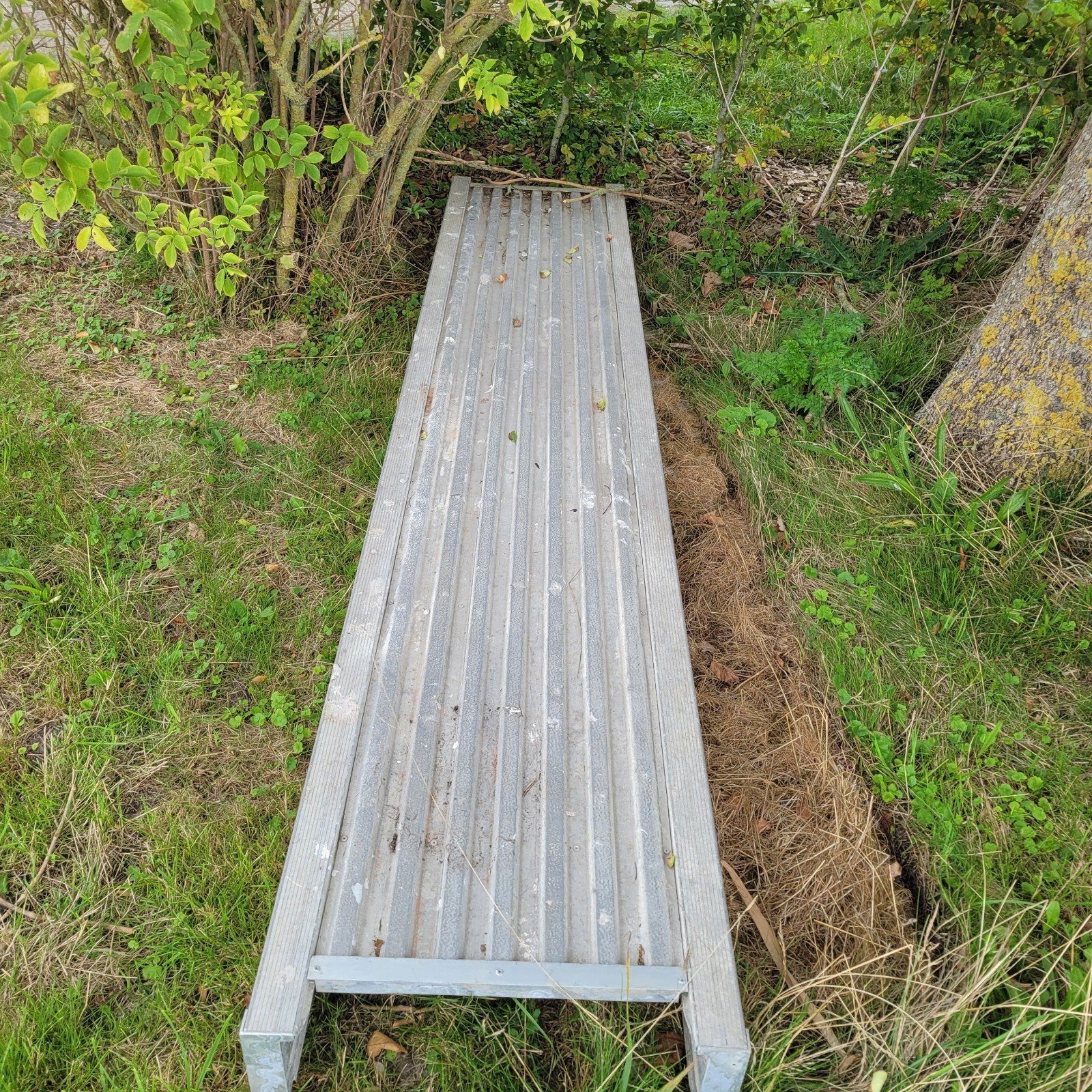 Aluminium loopbrug 3 meter x 60 cm – steigerbrug, Doe-het-zelf en Verbouw, Ophalen, Gebruikt, Rolsteiger of Kamersteiger, 5 meter of hoger