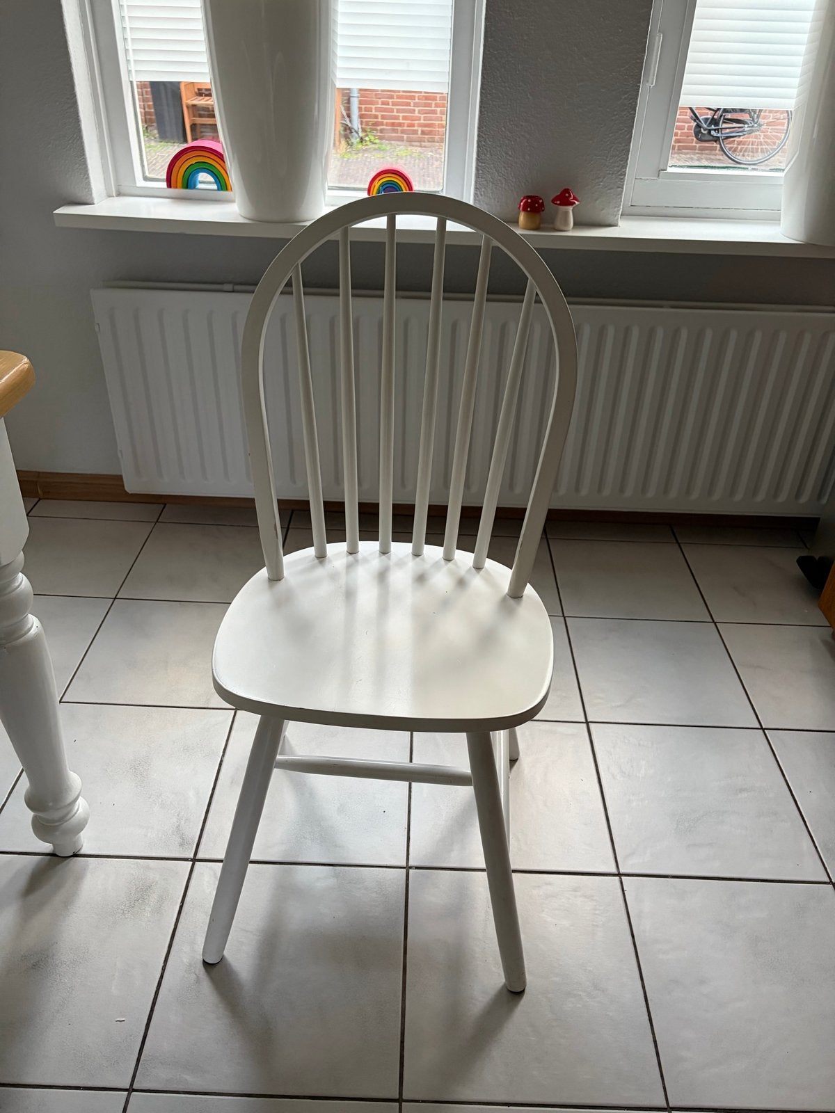 4 Witte Windsor Keukenstoelen - Setprijs €20!, Ophalen, Gebruikt, Wit, Vier