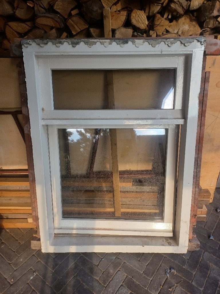 Kozijn met raam en vast glas, Gebruikt, Raamkozijn, Inclusief glas, 75 tot 150 cm