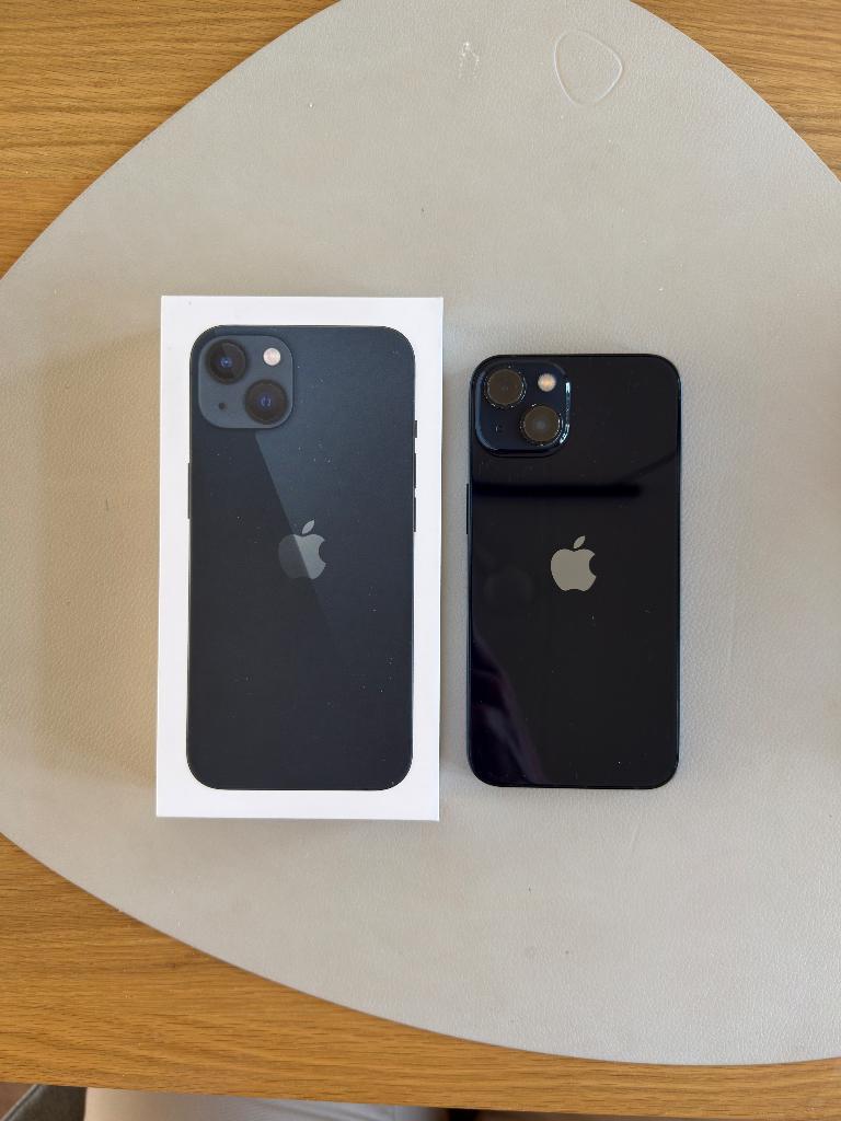 iPhone 13 256GB Midnight – goede staat, Telecommunicatie, Mobiele telefoons | Apple iPhone, Zwart, IPhone 13, Zo goed als nieuw