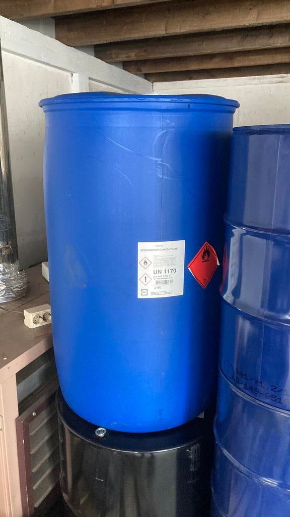 200 liter vat plastic, Ophalen, Gebruikt
