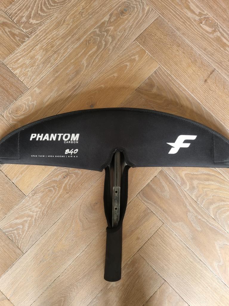 F-one Phantom 840 frontfoil v2, Watersport en Boten, Wingsurfen, Ophalen of Verzenden, Wingsurf-hydrofoil