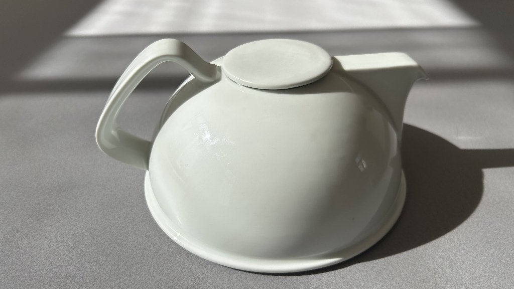 Porseleinen theepot ontwerp Pieter Stockmans, Ophalen of Verzenden, Nieuw, Porselein, Overige typen