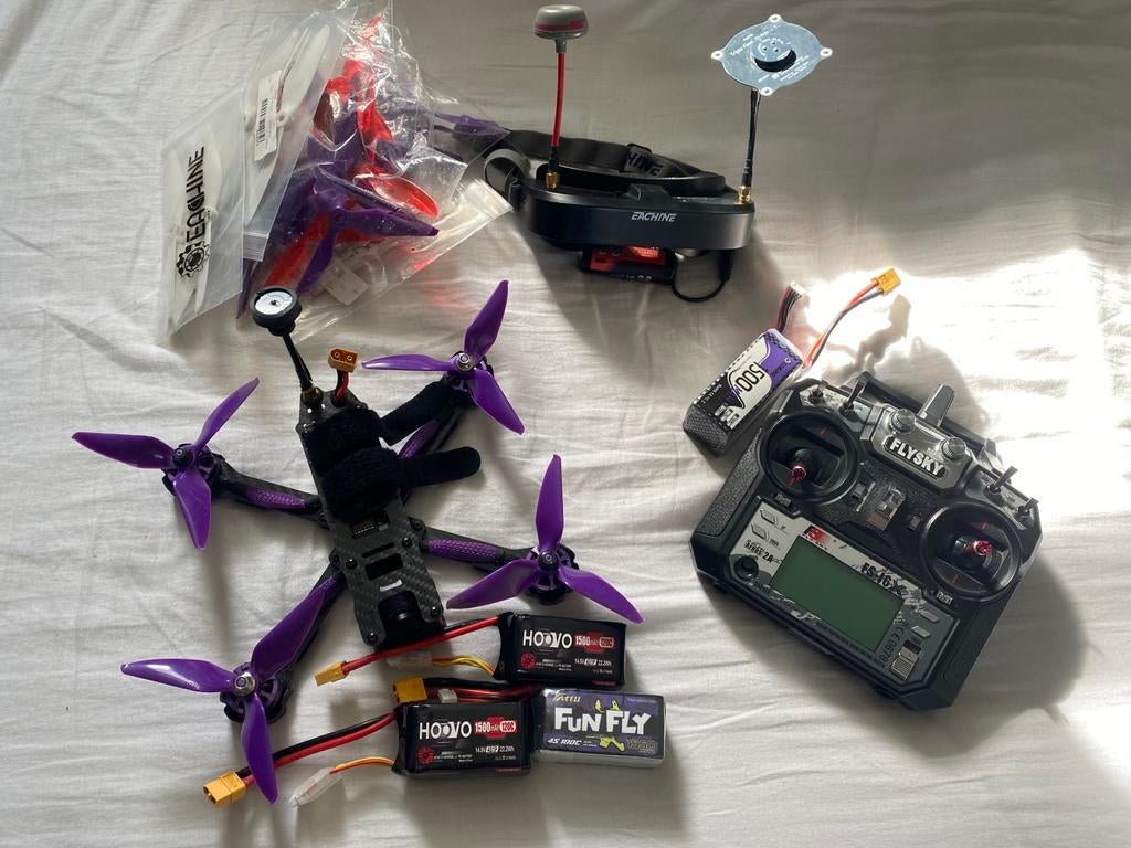 FPV 5 inch drone - Zeer snel en Ready to Fly, Audio, Tv en Foto, Drones, Zo goed als nieuw, Racedrone, Standaard kwaliteit, Overige merken