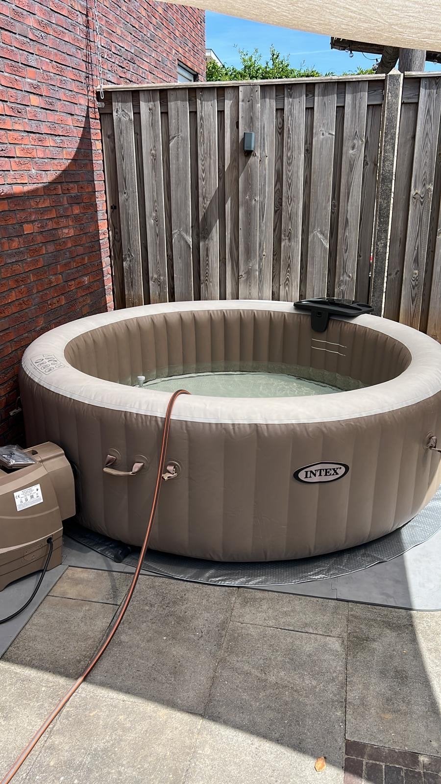 Intex Pure Spa Bubble Therapy opblaasbare spa - 6 personen, Tuin en Terras, Bubbelbaden en Hottubs, Ophalen, Zo goed als nieuw